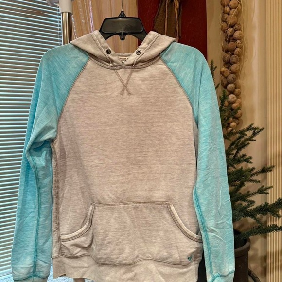 Y2K Roxy Hoodie. - Picture 3 of 4